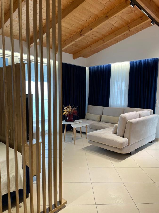 Qeparo Napolon Complex Otel Dış mekan fotoğraf