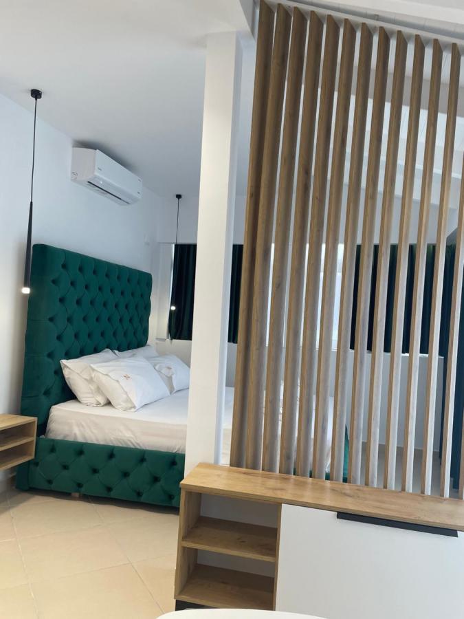 Qeparo Napolon Complex Otel Dış mekan fotoğraf