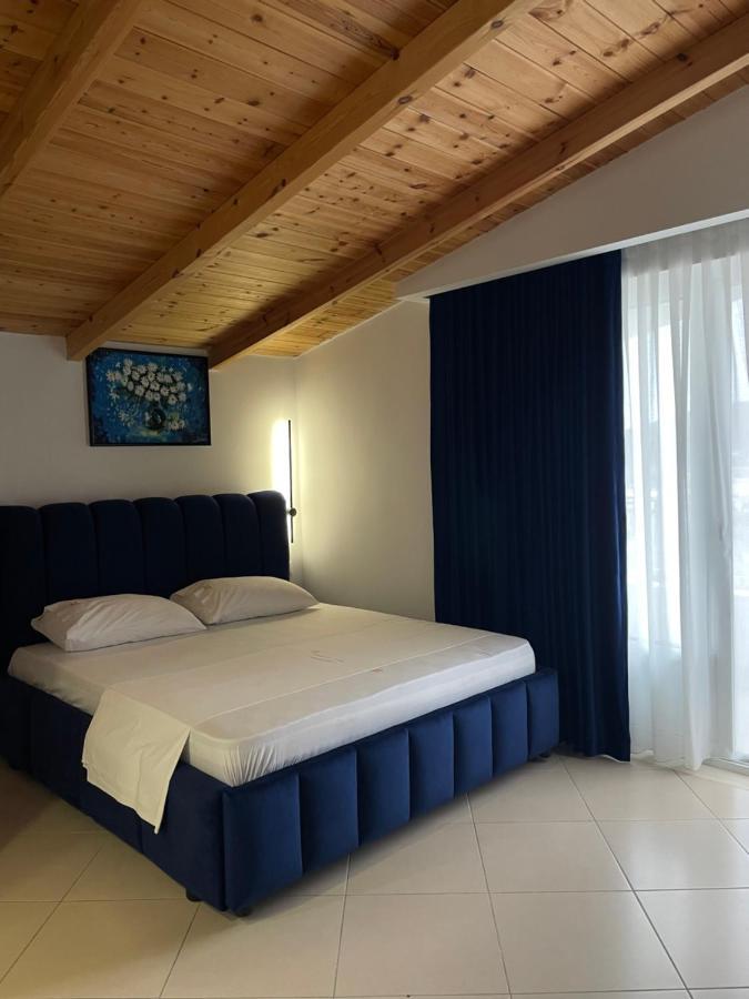 Qeparo Napolon Complex Otel Dış mekan fotoğraf