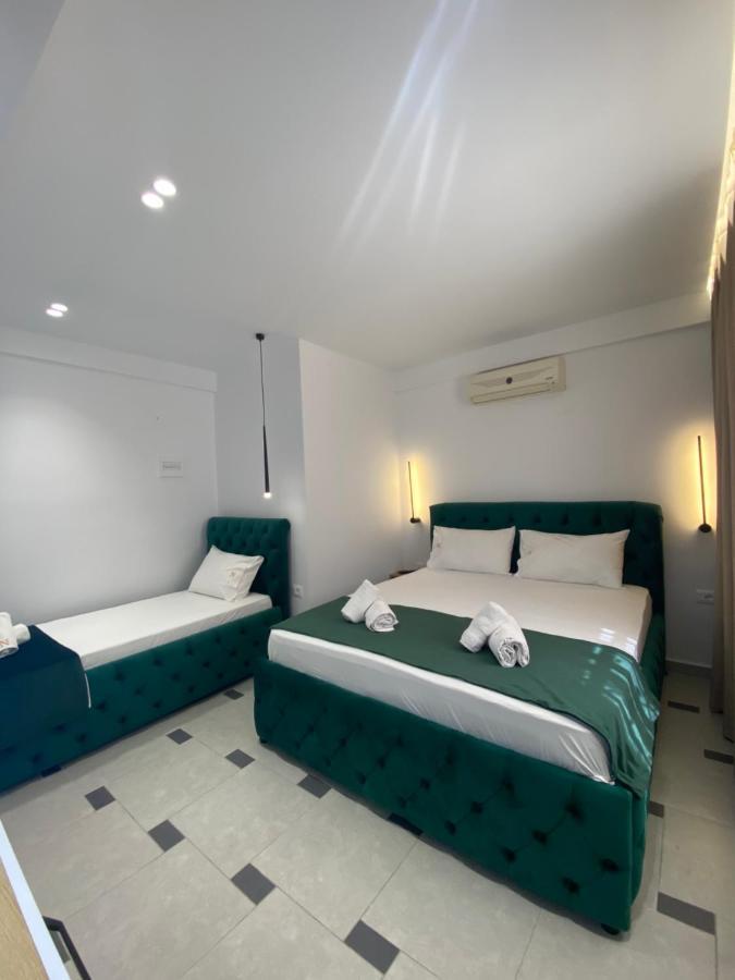 Qeparo Napolon Complex Otel Dış mekan fotoğraf