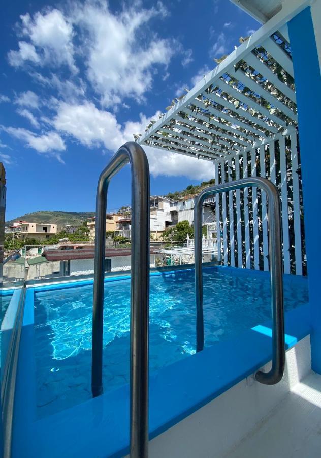 Qeparo Napolon Complex Otel Dış mekan fotoğraf
