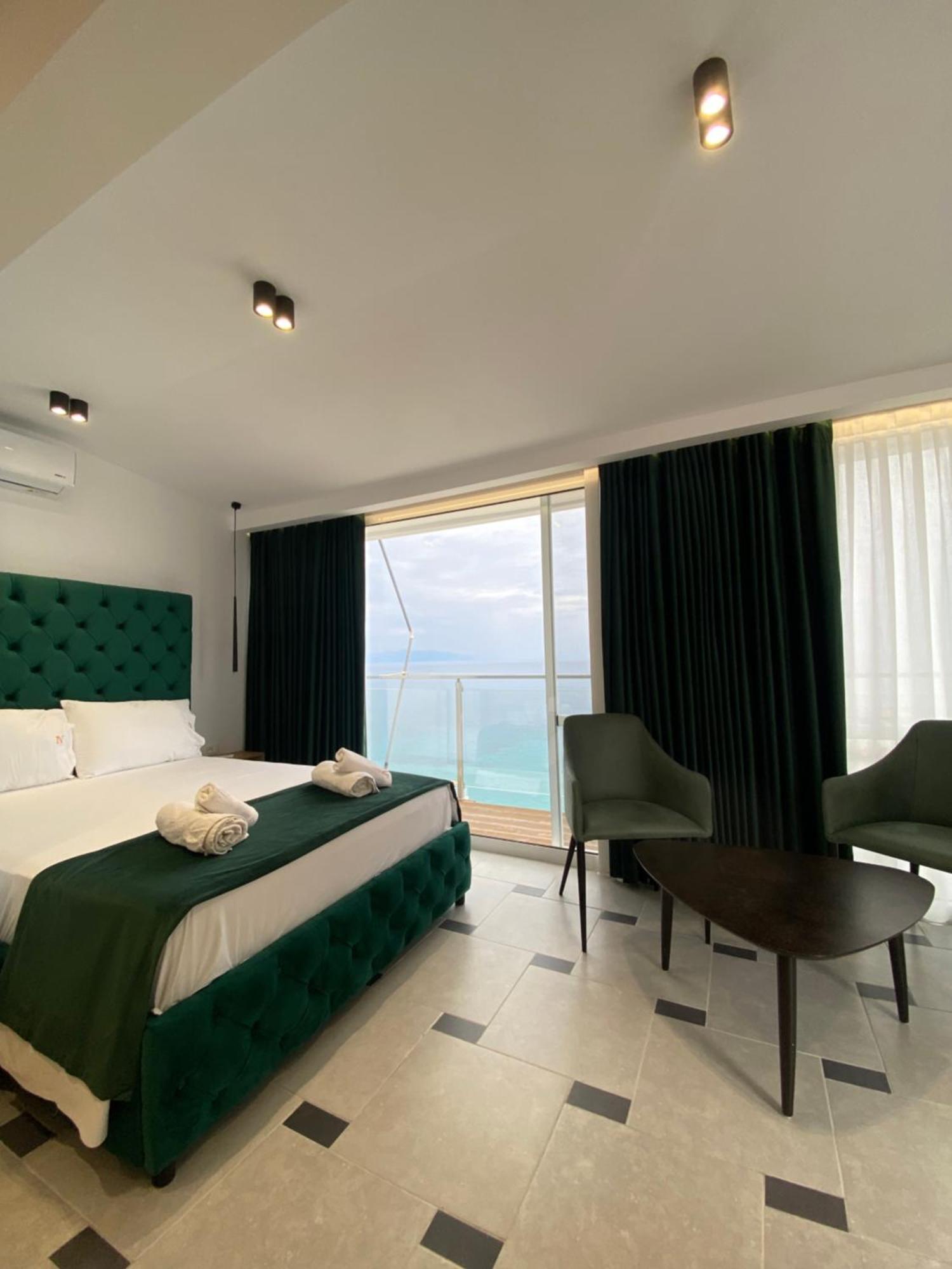 Qeparo Napolon Complex Otel Dış mekan fotoğraf