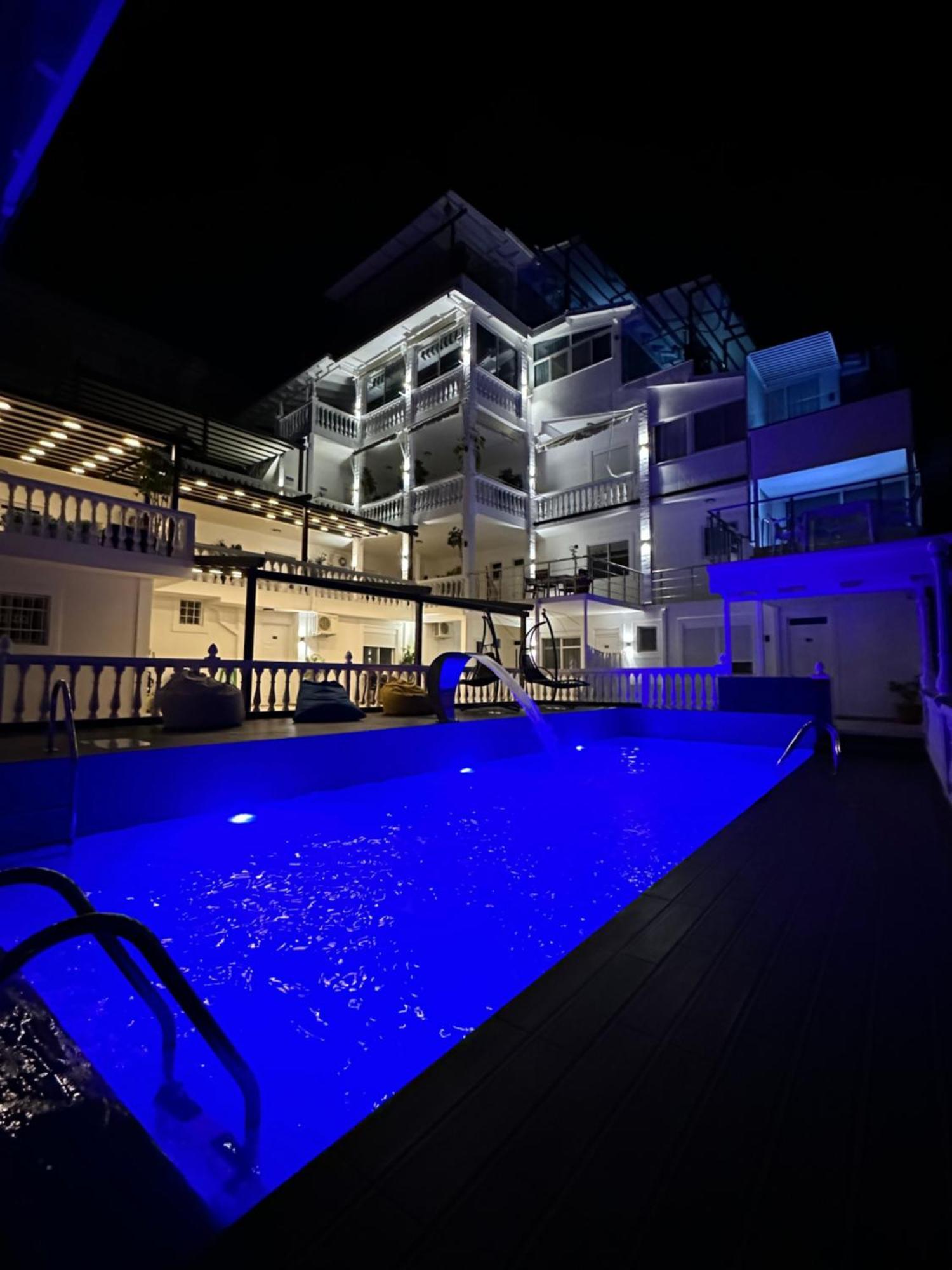 Qeparo Napolon Complex Otel Dış mekan fotoğraf