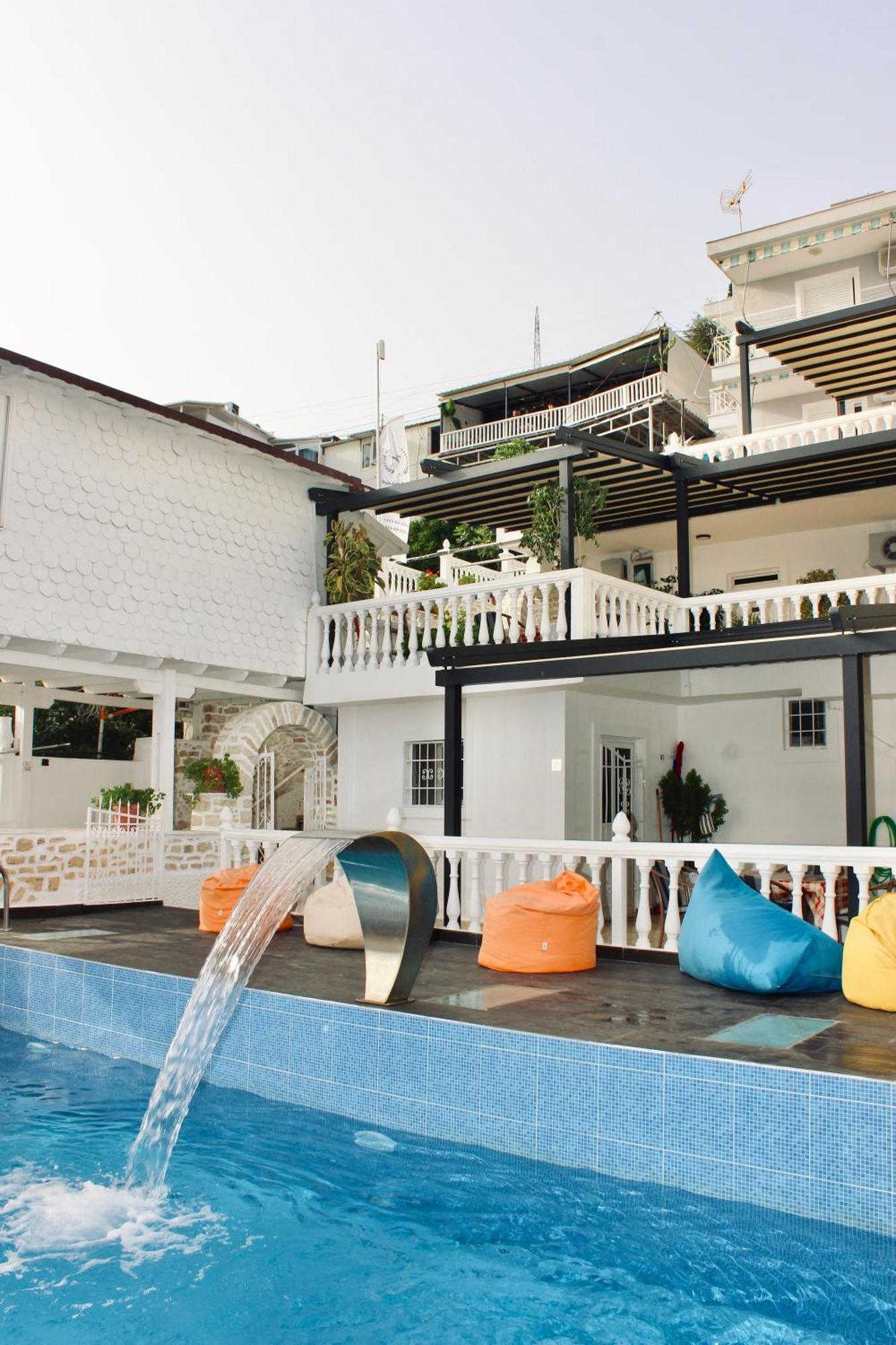 Qeparo Napolon Complex Otel Dış mekan fotoğraf