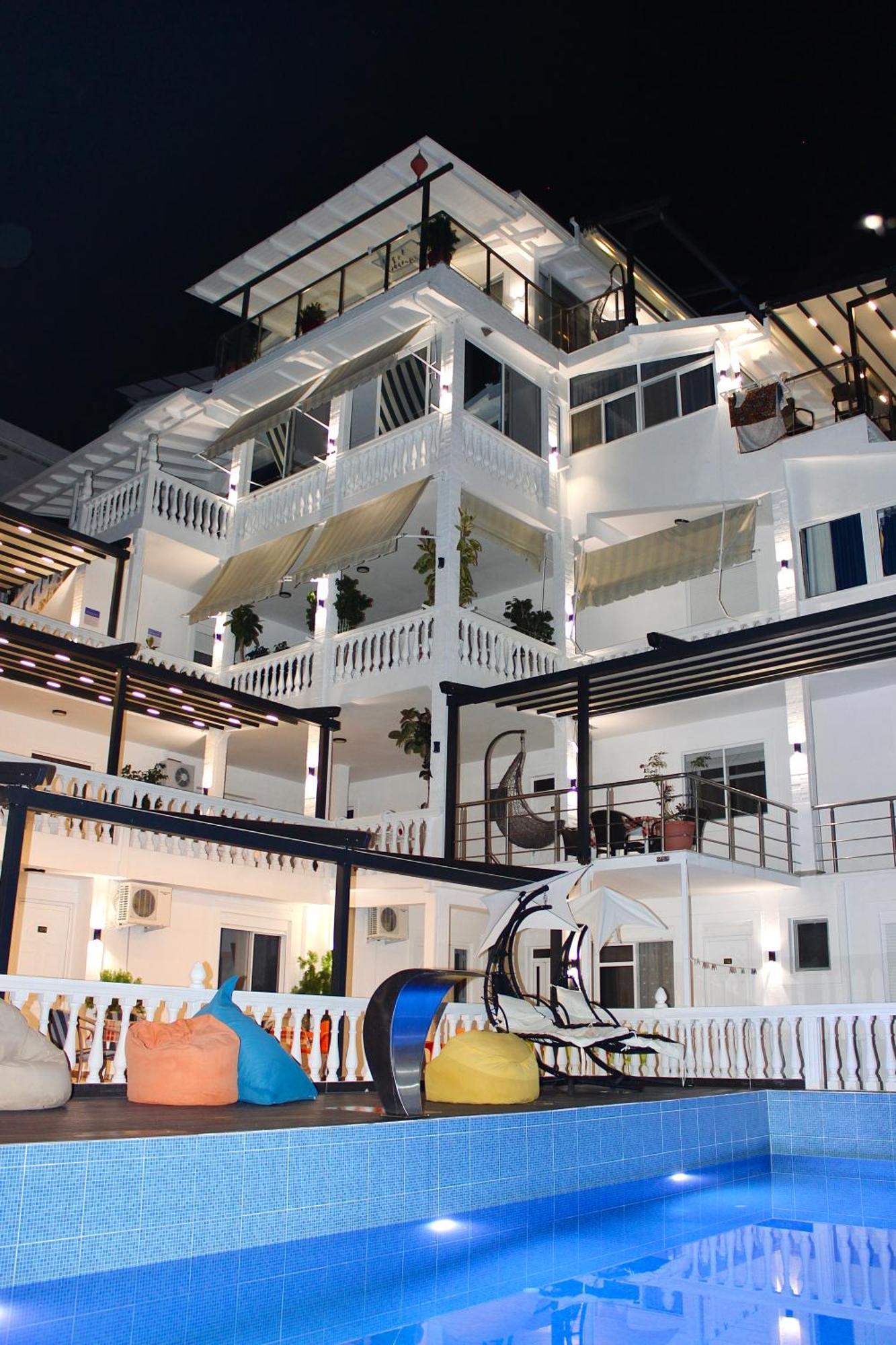 Qeparo Napolon Complex Otel Dış mekan fotoğraf