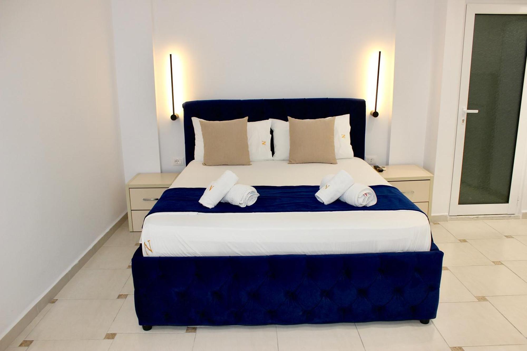 Qeparo Napolon Complex Otel Dış mekan fotoğraf